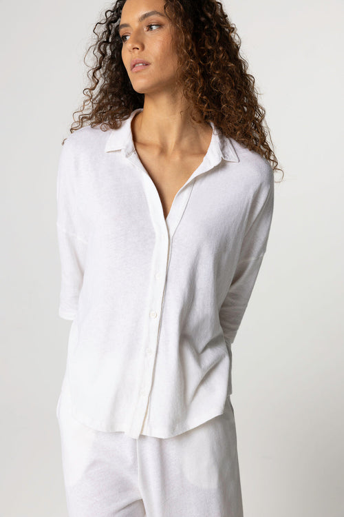 Short-Sleeved Cotton / Linen Collared Shirt in Milk - MAJESTIC FILATURES