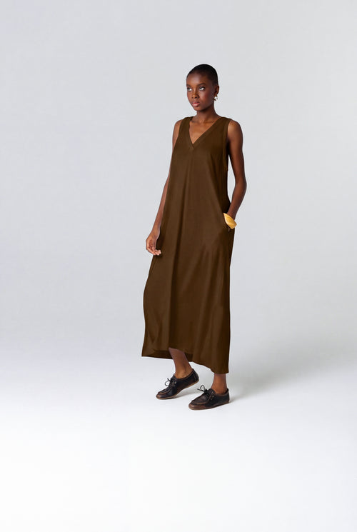 Tonka V-neck sleeveless dress in cotton / linen - MAJESTIC FILATURES