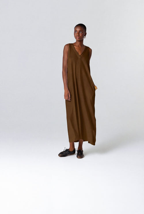 Tonka V-neck sleeveless dress in cotton / linen - MAJESTIC FILATURES