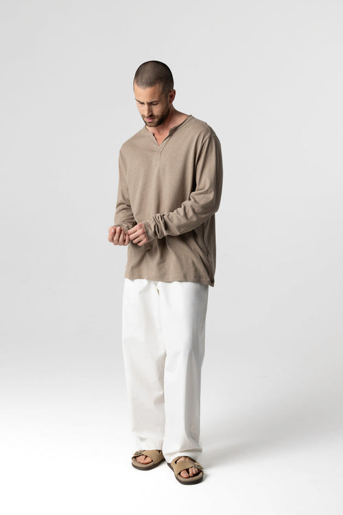 Langärmliges tunesisches Hemd aus Baumwolle/Leinen in Kaffee-Latte - MAJESTIC FILATURES