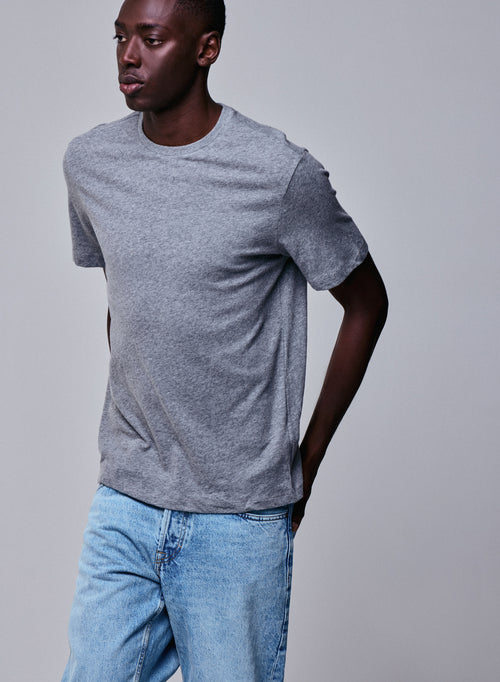 Graues Kurzarm-T-Shirt mit Rundhalsausschnitt aus Baumwolle / Kaschmir - MAJESTIC FILATURES