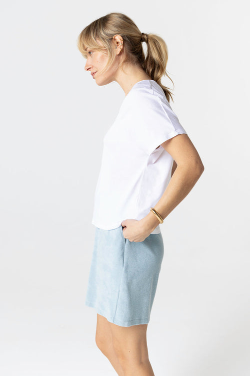 Kurzärmeliges T-Shirt mit V-Ausschnitt aus Supima-Baumwolle in Weiß - MAJESTIC FILATURES